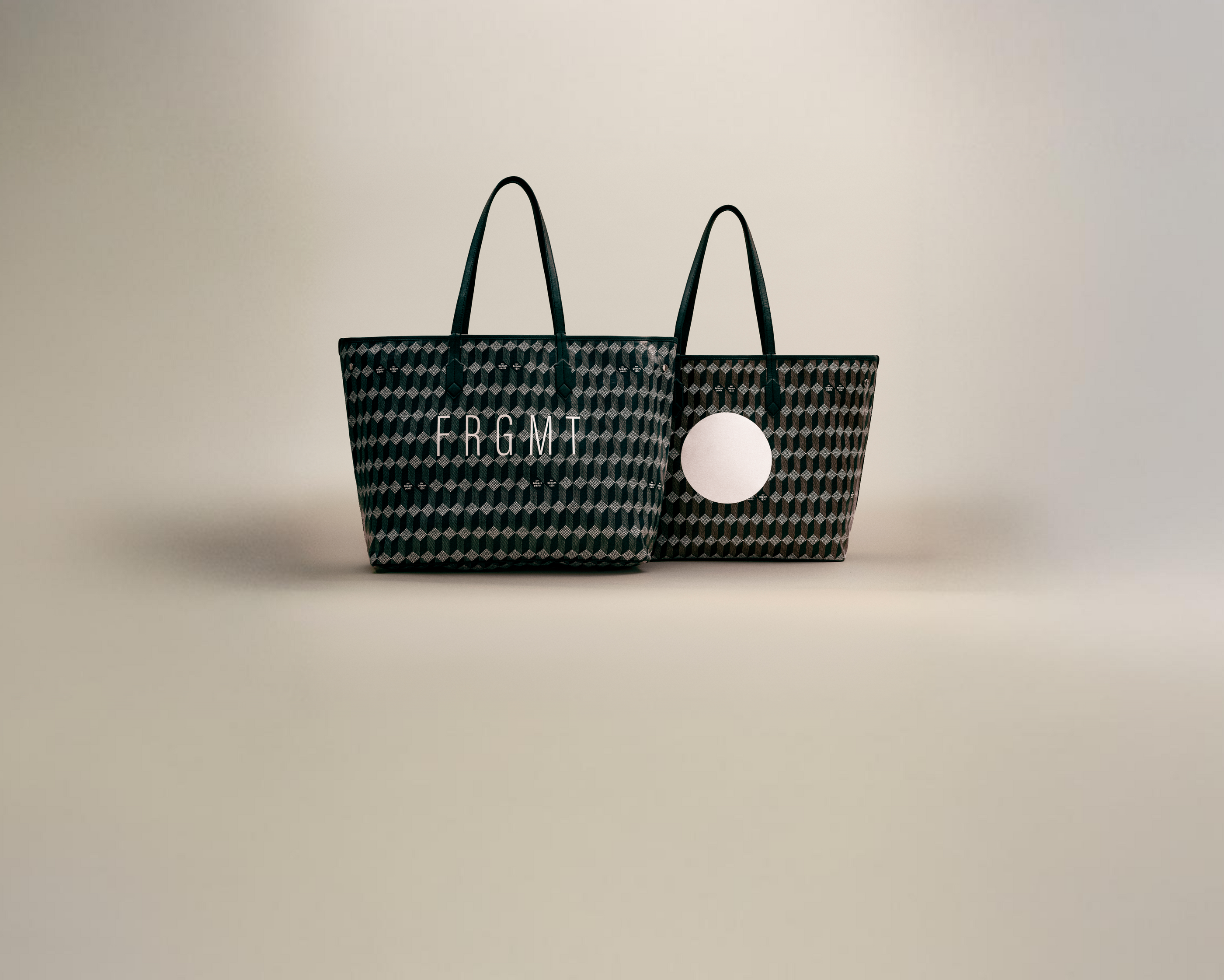 Au Départ x Fragment Design | Au Départ Paris Au Départ x Fragment Design | Au Départ Paris