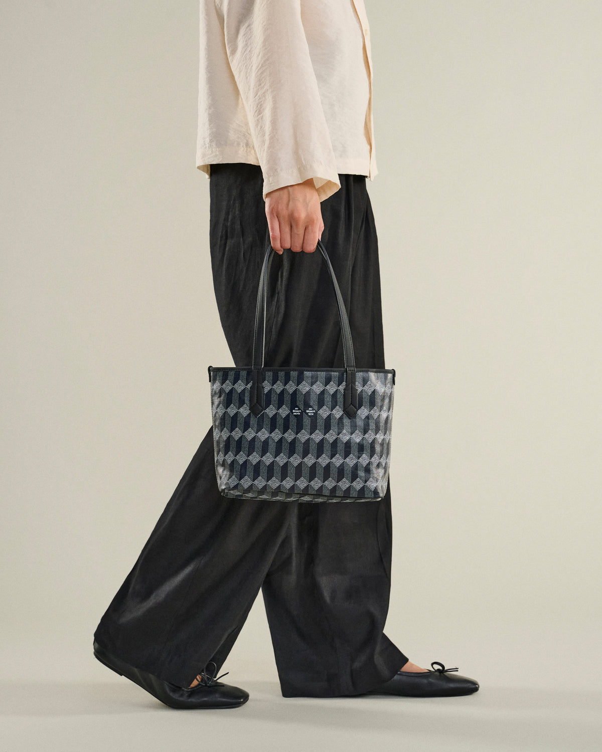 Tote No. 28
