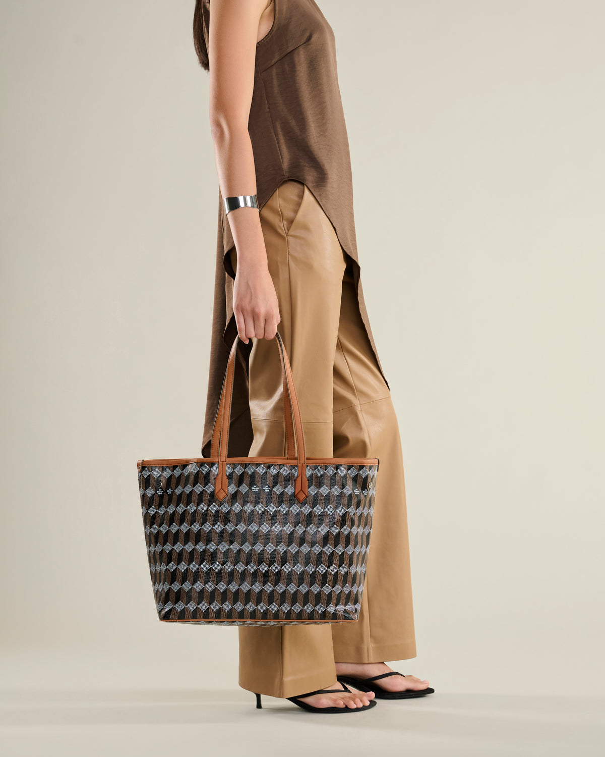 Tote No. 47