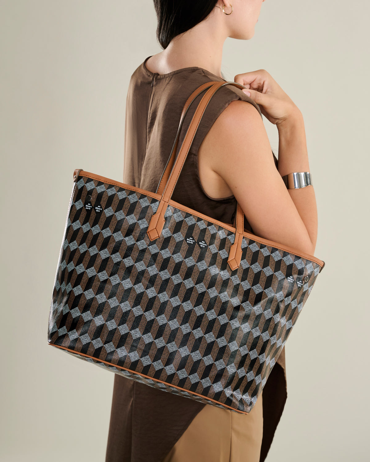 Tote No. 47