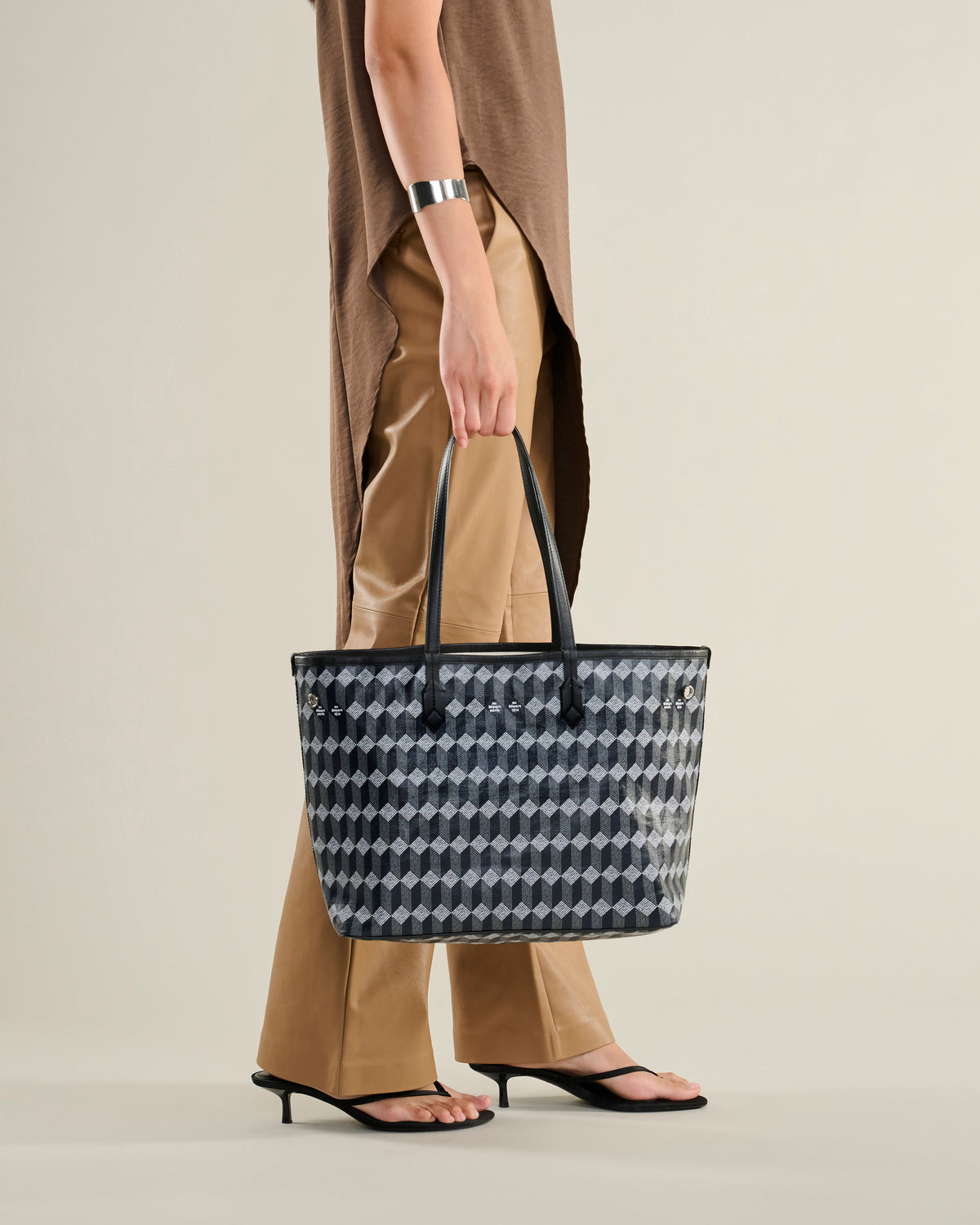 Tote No. 47