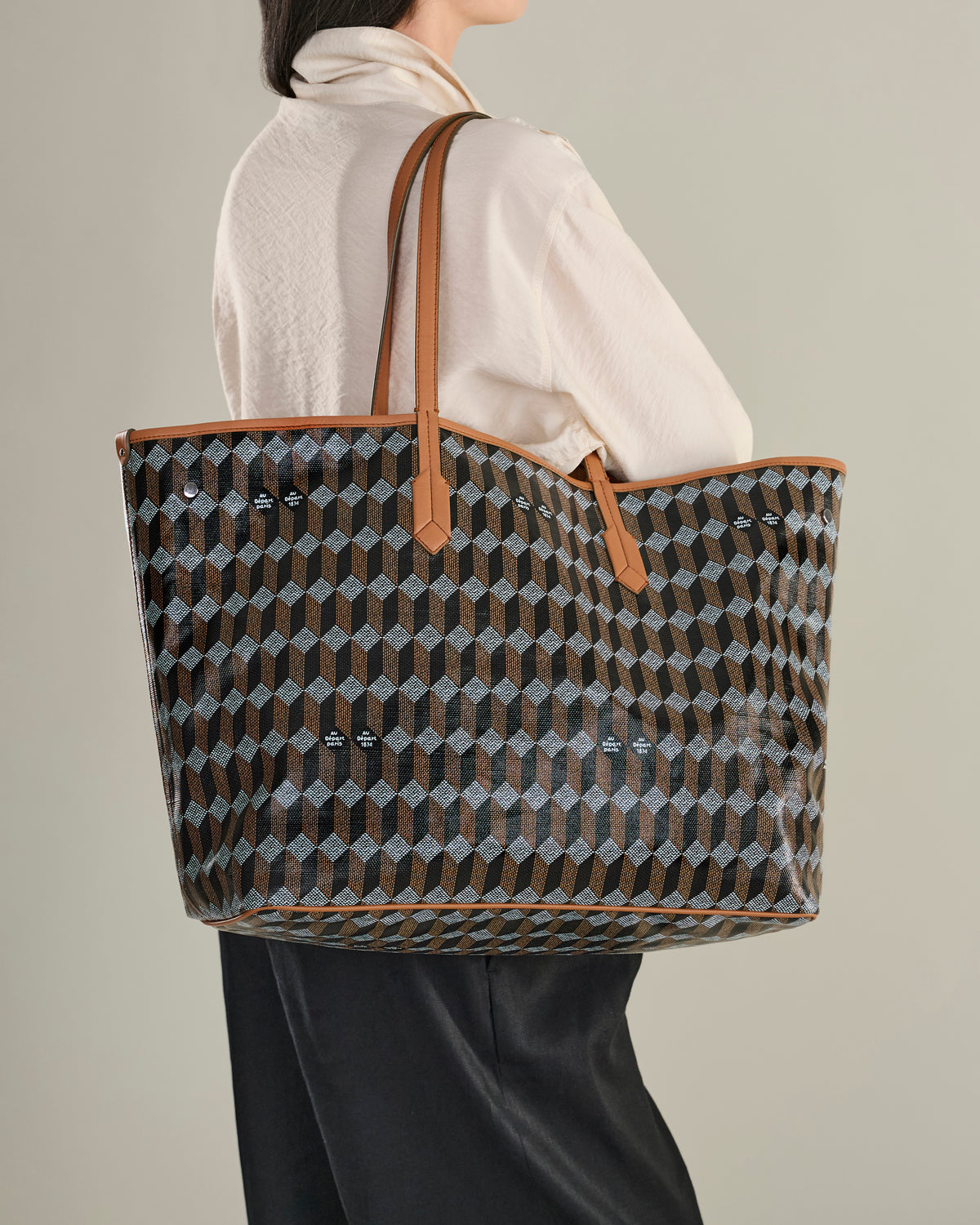 Tote No. 55